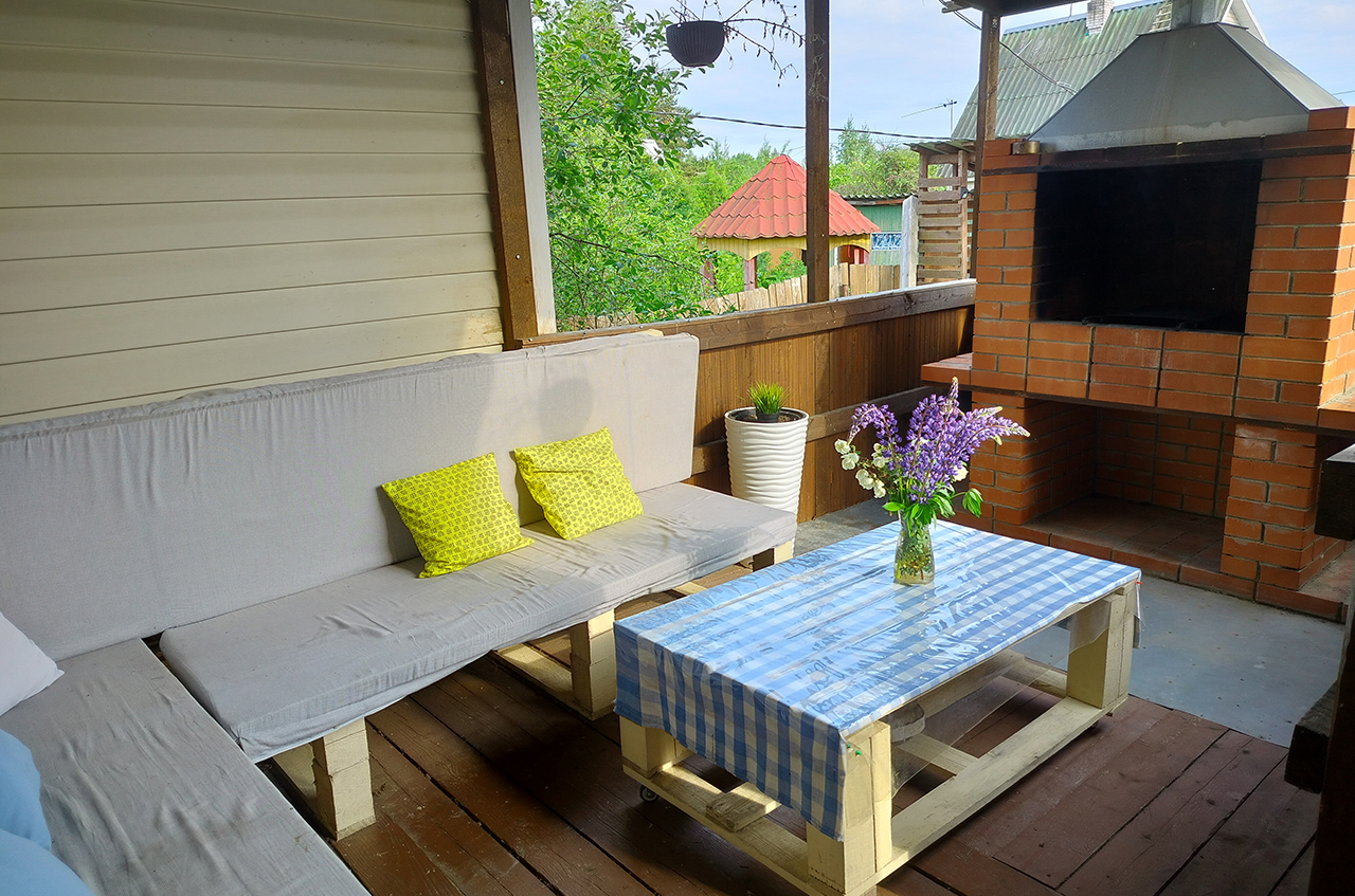 Дом 160 м²  с террасой  на участке 6 сот