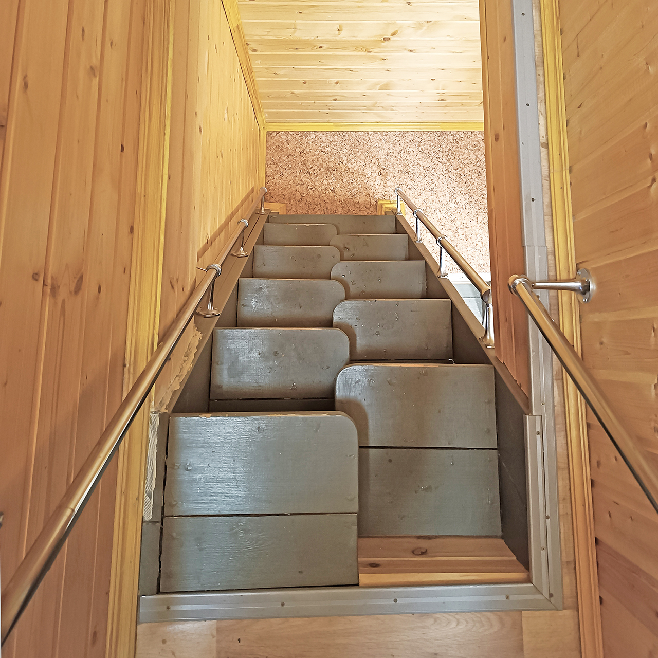 Дом 94,5 м² с гостевым домом 48 м² на участке 7,5 сот.